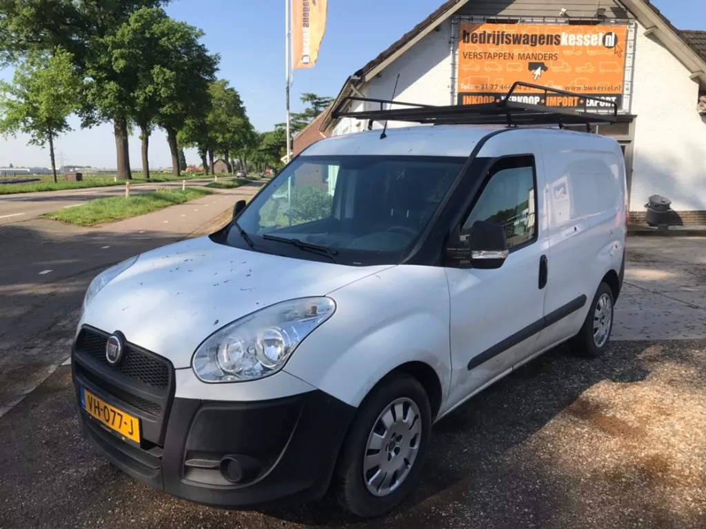 Fiat Dobl&ograve; Cargo 1.4 Benzine Imperial trekhaak Marge