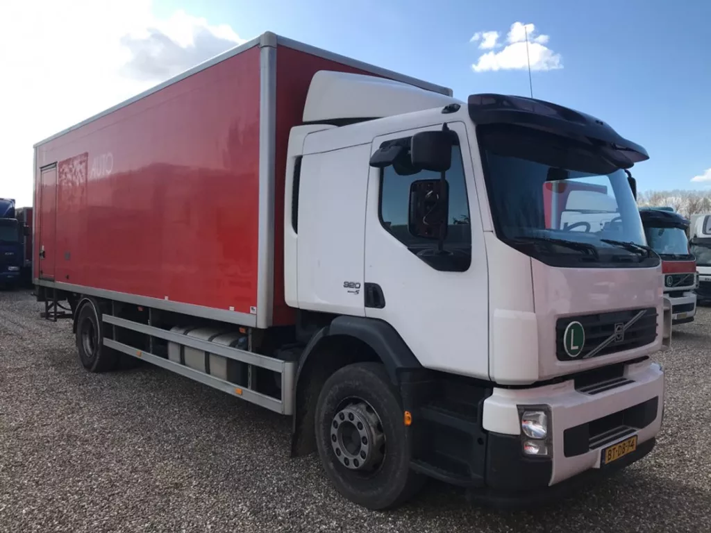 Volvo FE 320 4x2 Euro 5 Manual Koffer Bakwagen Laadklep