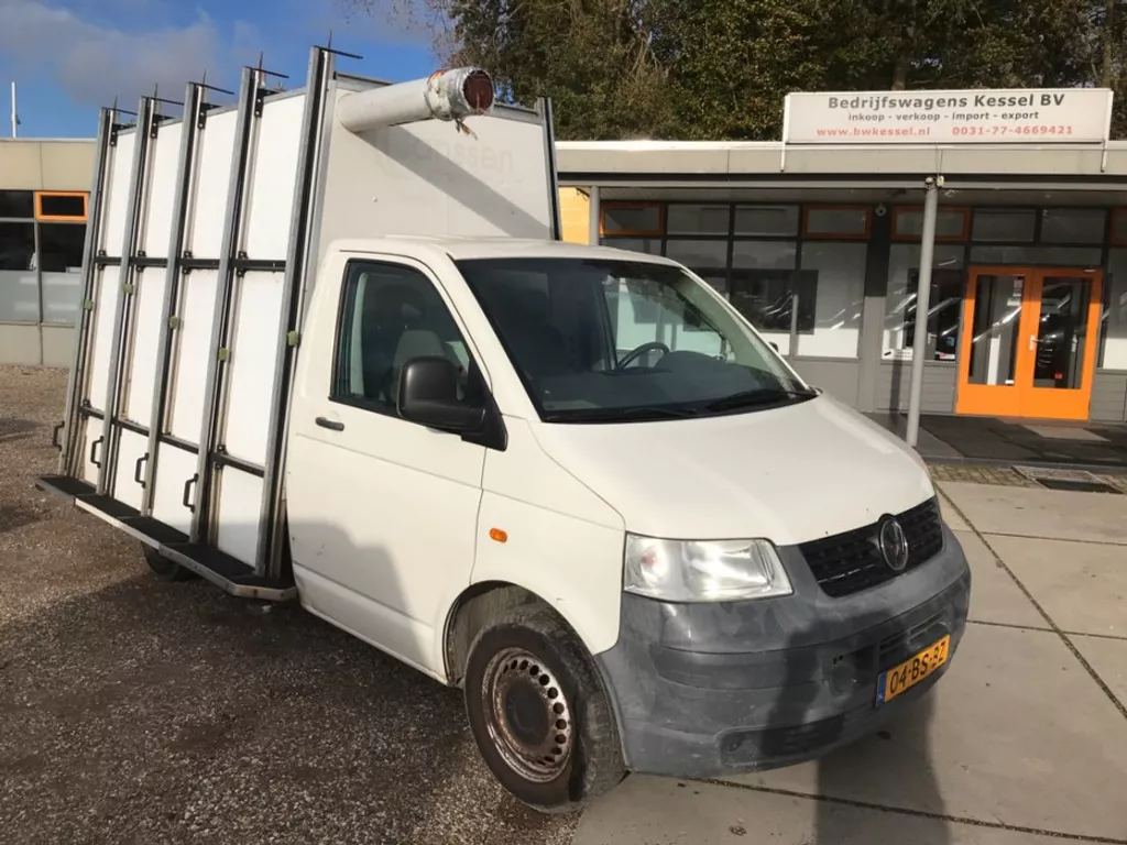 Volkswagen Transporter T5 1.9 TDI 77kW Euro 4 Glastransporter Glasresteel