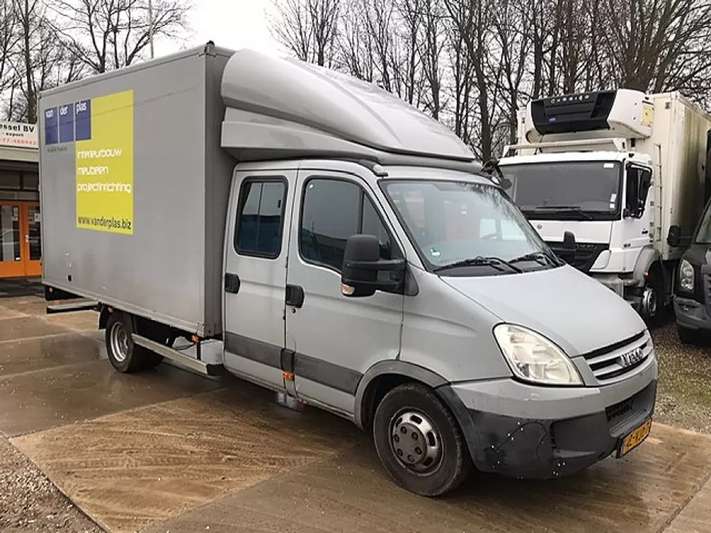 Iveco Daily 35C15 3.0 HPI Euro 4 L4 DC 7-Pers Koffer Bakwagen