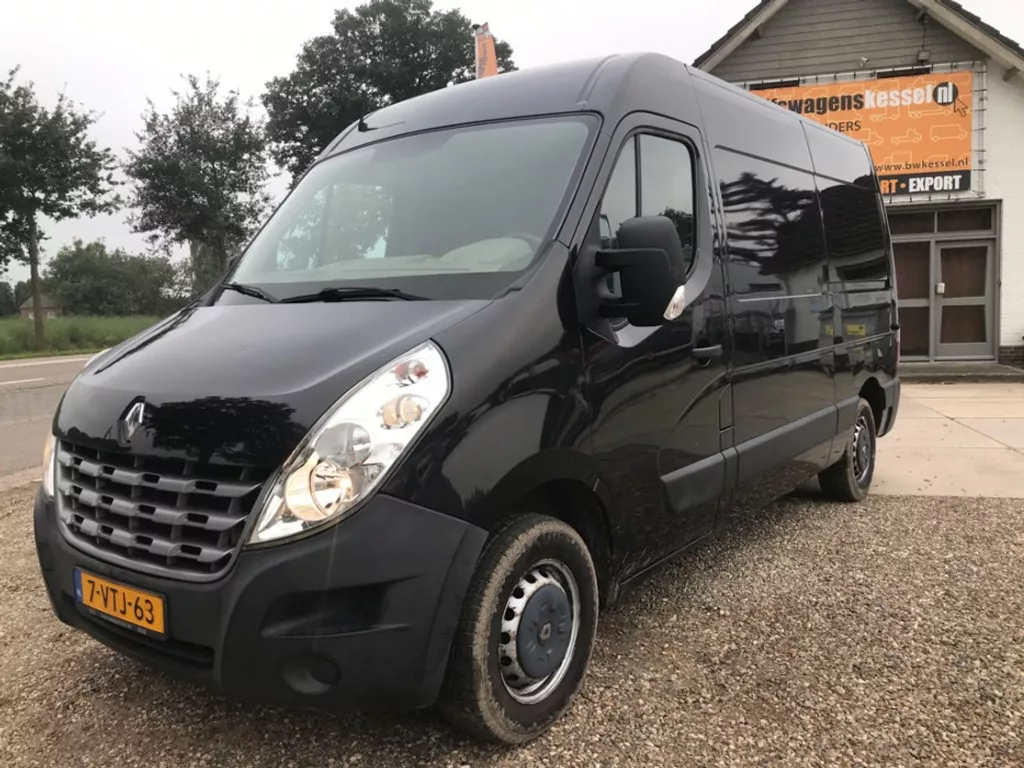 Renault Master T35 2.3 dCi 92 kW Euro 5 L2H2 AC Trekh. 2.5t