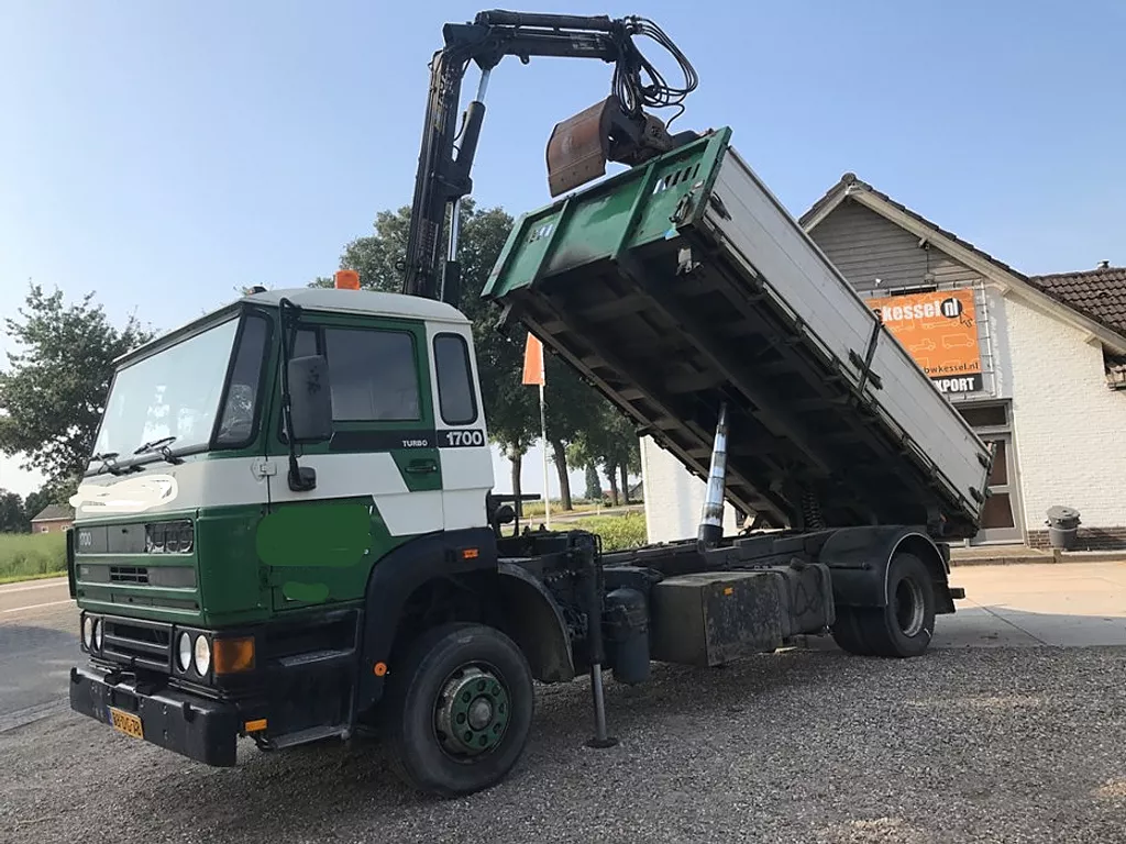 DAF 1700 Driezijdige kipper + Hiab 050 kraan / tipper