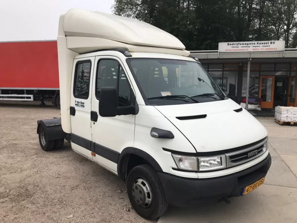 Iveco Daily 40C17 3.0 Hpi BE Trekker 10t Dubbel Cabine 6-Pers