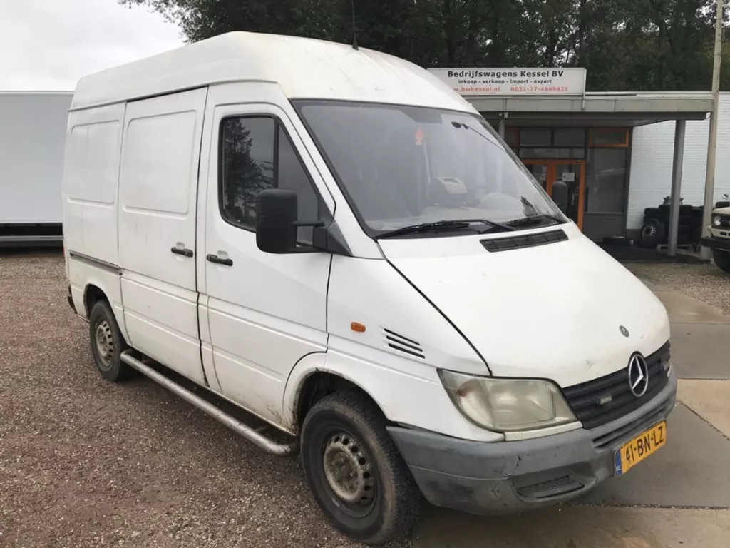Mercedes-Benz Sprinter 311 CDI Euro 3 L1H2 Trekhaak 2.8t