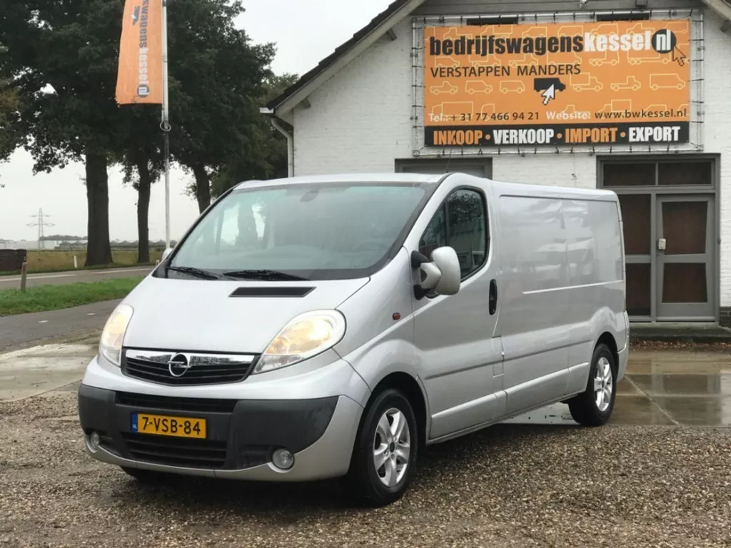 Opel Vivaro 2.5 CDTI 107 kW L2H1 Airco PROBLEM